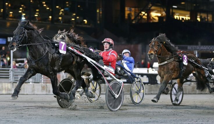 V65 Solvalla: Månprinsen höll &#8211; Twister Bi föll