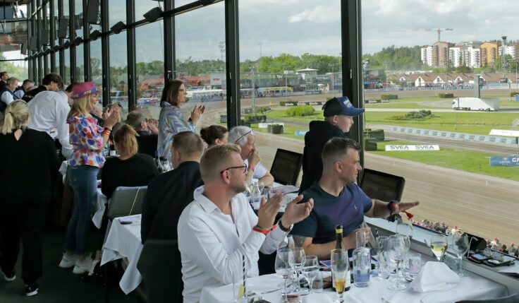 RESTAURANGBILJETTER TILL ELITLOPPET SLÄPPS PÅ MÅNDAG